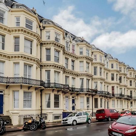 3 Queens Gardens Sea View Apartment Eastbourne Exterior foto